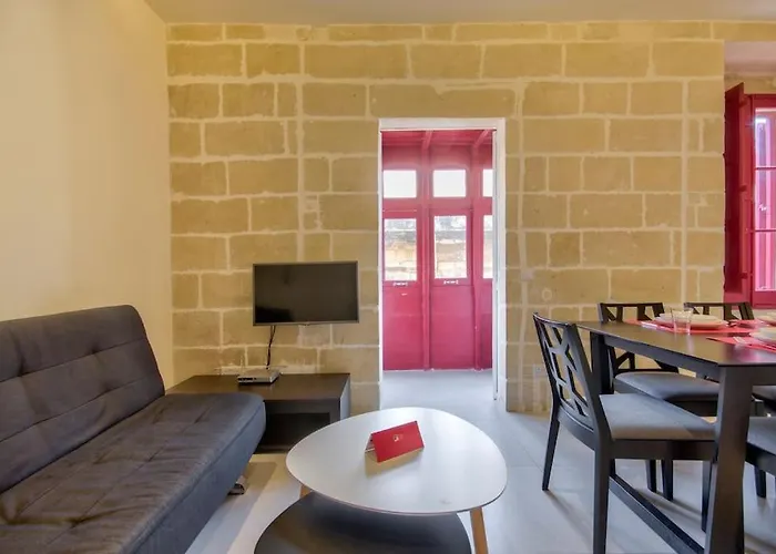 Lucky Star 203 By Vallettastay * Valeta