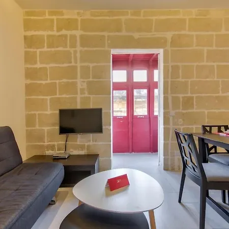Vallettastay - Lucky Star Two Bedroom 203 * Valletta